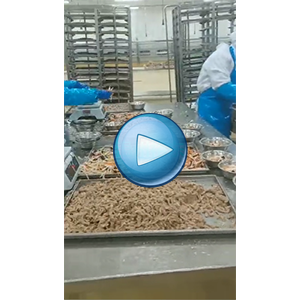 鱼香肉丝包装机，料理包给袋机，给袋真空包装机